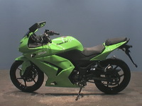     Kawasaki Ninja 250R 2008  3